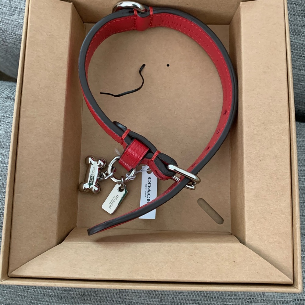 Brand new in box small coach red dog collar - Picture 2 of 5